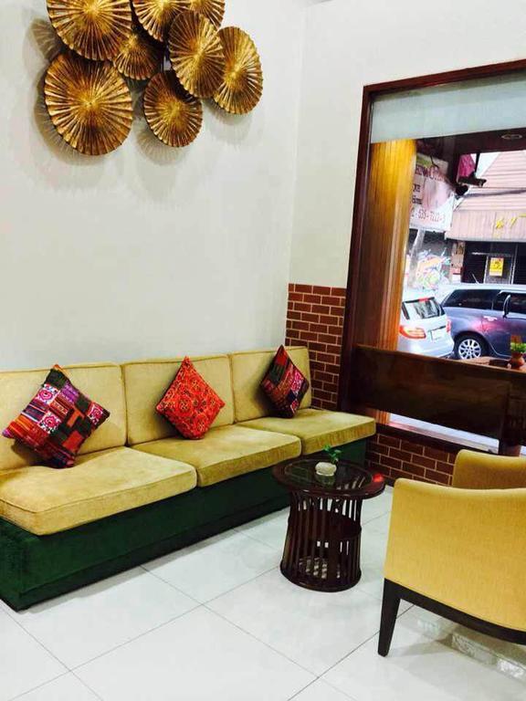 Lullaby Inn Silom Bangkok Kültér fotó